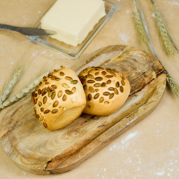 Kürbiskernbrötchen mit BIO-Kürbiskernen frisch gebacken